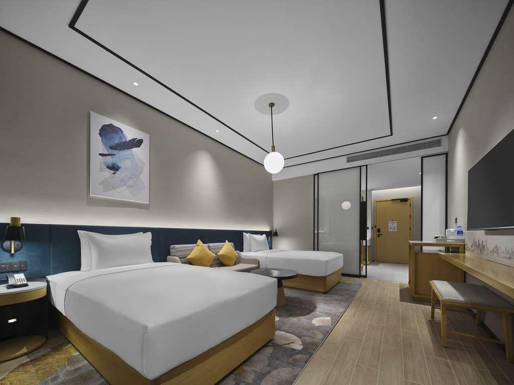 Hilton Garden Inn Beijing Haidian Daoxiang Lake Room photo